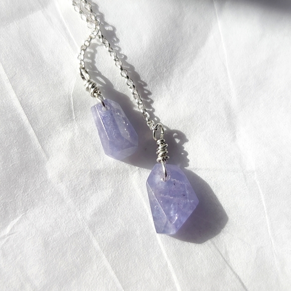 Natural tanzanite & sterling silver threader earrings - Picture 7 of 11